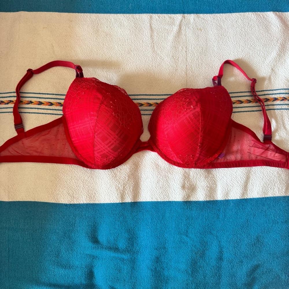 Red Lace Bra with adjustable straps
